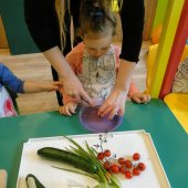 Warsztaty kulinarne "Kuchcikowo"- Sałatka wiosenna