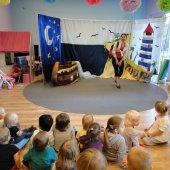 Teatrzyk AJ PROJECT przedstawienie pt."Wyspa skarbów"