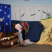 Teatrzyk AJ PROJECT przedstawienie pt."Wyspa skarbów"