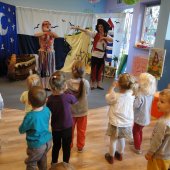 Teatrzyk AJ PROJECT przedstawienie pt."Wyspa skarbów"